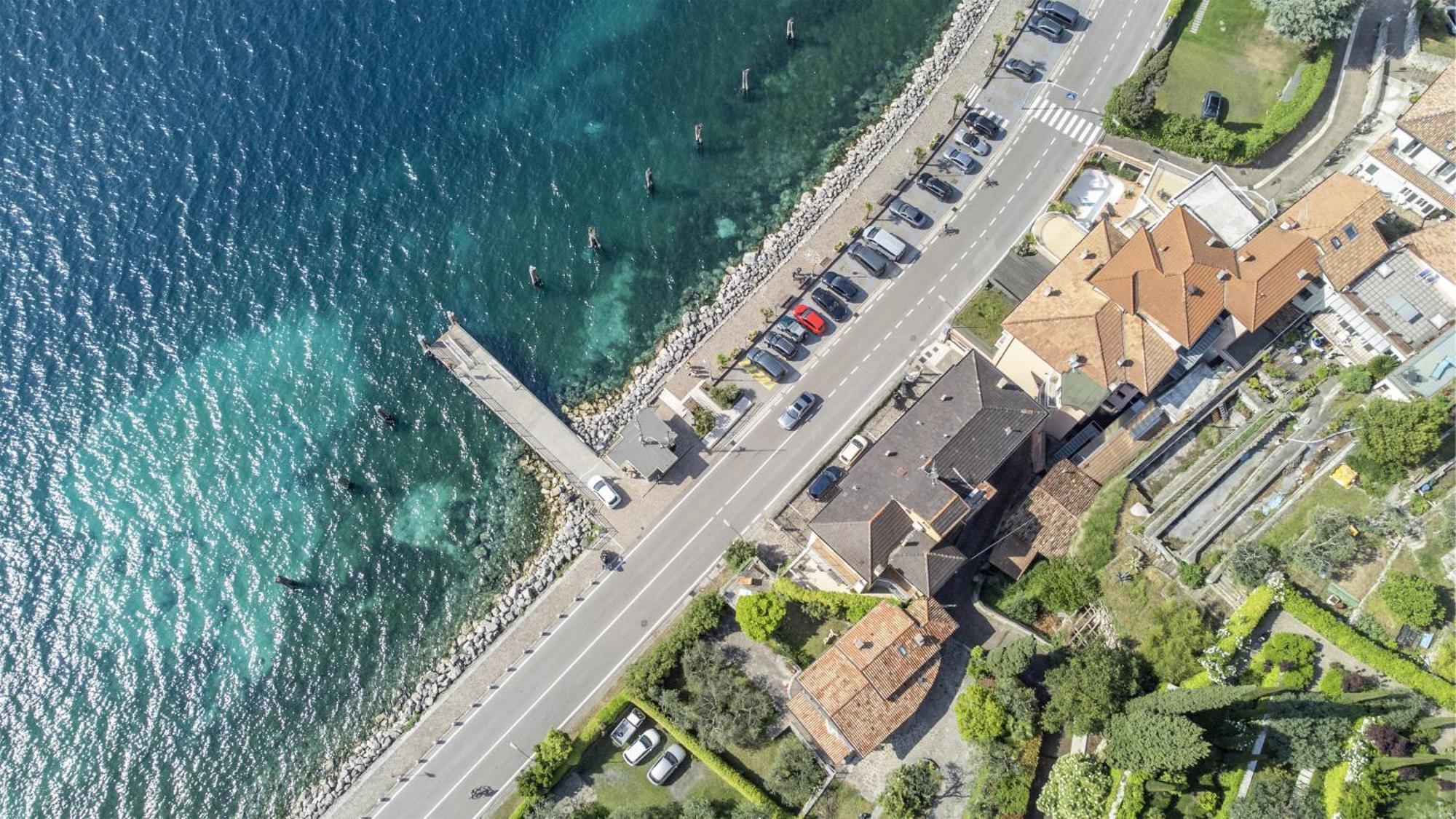 Villa Helvetia, Appartamenti Al Lago Torbole Sul Garda Екстериор снимка
